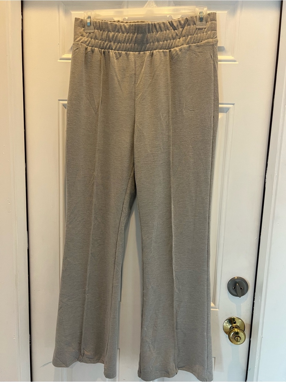 A New Day Women Wide Leg Pants Grey Size L Elastic  Waist  Inseam 32”# 1004